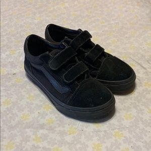 Black youth size 1 Vans